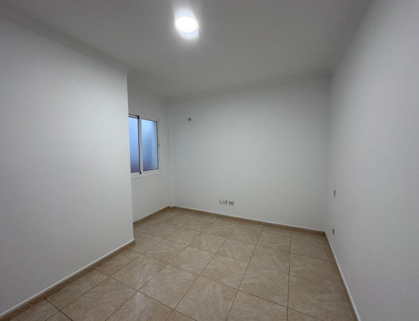 Piso en venta en Vecindario-Paredilla-Sardina