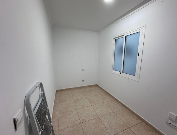 Piso en venta en Vecindario-Paredilla-Sardina