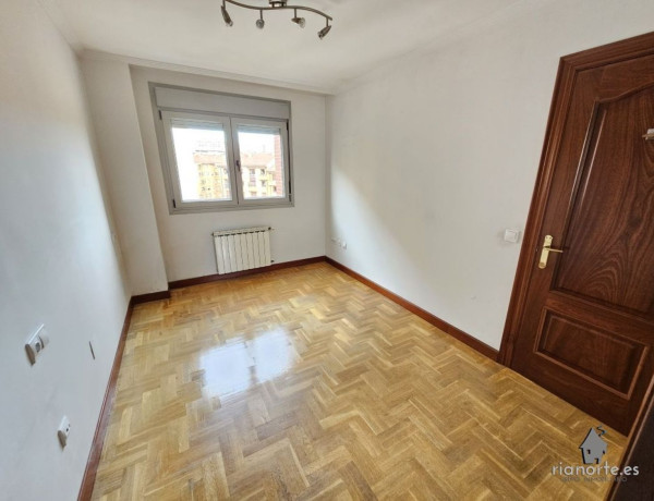 Piso en venta en El Carbayedo - El Quirinal