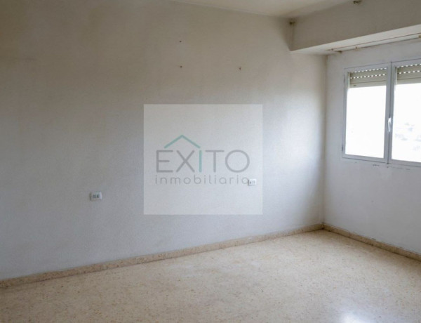 Piso en venta en avenida Reis Catolics