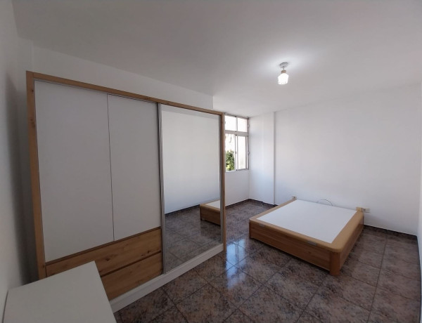 Piso en venta en Cura Gordillo, 34