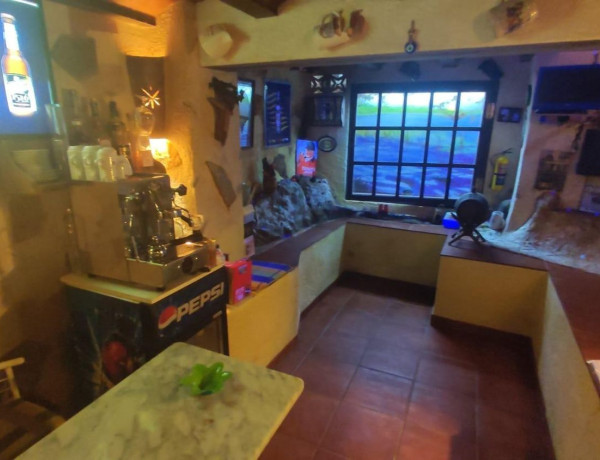 Chalet adosado en venta en calle Sant Antoni