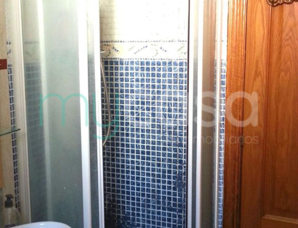 Piso en venta en calle de Baldomer Solà