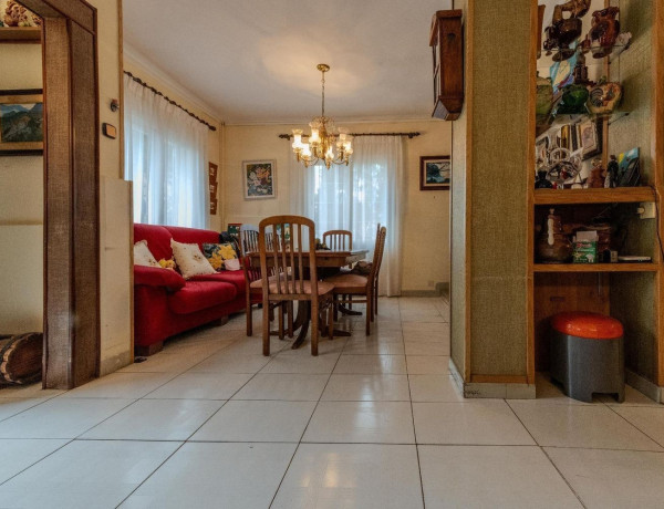 Casa o chalet independiente en venta en Sol i Padris - Sant Oleguer