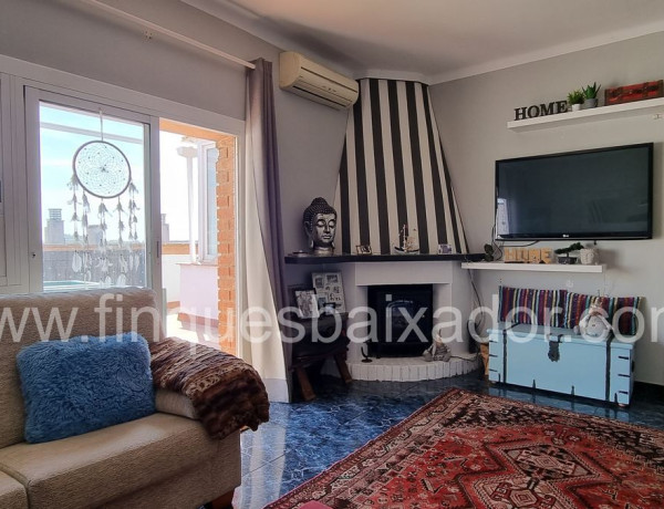 Dúplex en venta en calle Narcis Monturiol