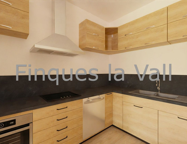 Chalet adosado en venta en Urb. Semi Centre, Centelles