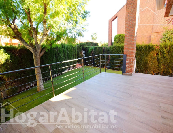 Chalet adosado en venta en Mas Camarena