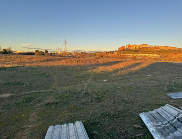 Terreno en venta en calle Águeda, 1