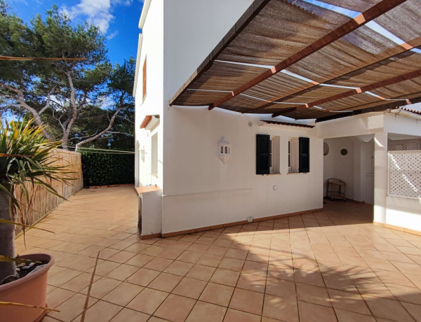 Chalet adosado en venta en Albeniz