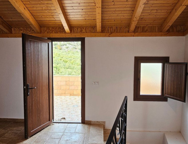 Chalet adosado en venta en calle Doctor Vázquez y Gutiérrez, 9