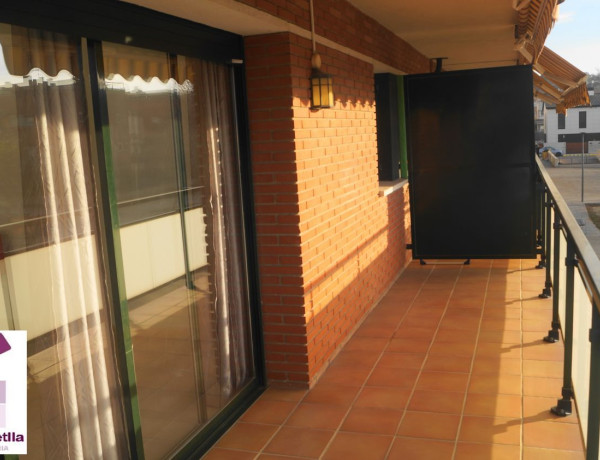 Alquiler de Piso en Urb. can Illa, Montserrat - Zona Passeig - Can Illa