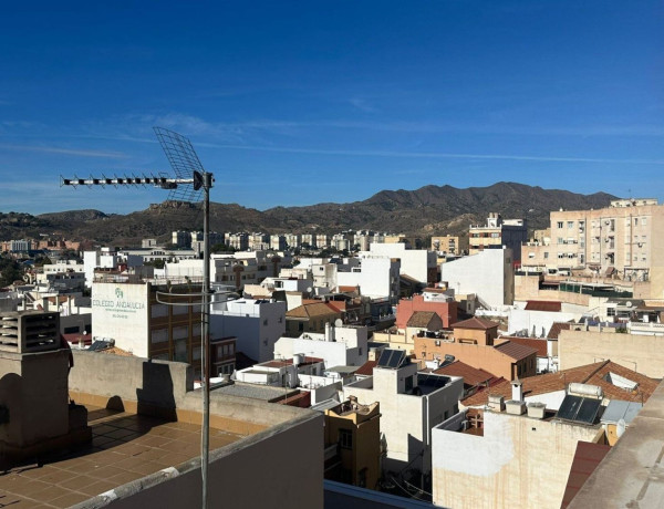 Ático en venta en El Molinillo - Capuchinos