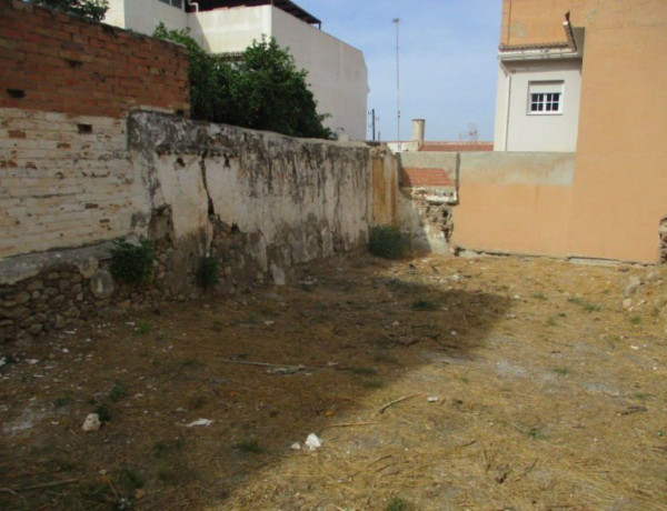 Terreno en venta en calle Juan Carlos I, 94