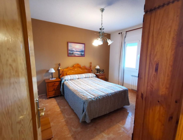 Chalet adosado en venta en Ugena