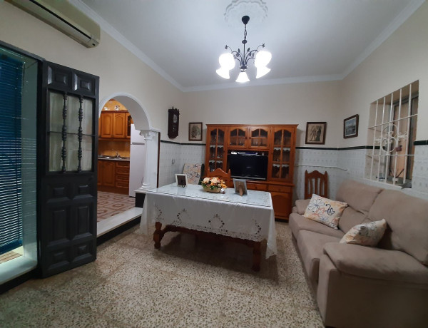 Chalet adosado en venta en Urb. Ibarburu, Centro - Doña Mercedes