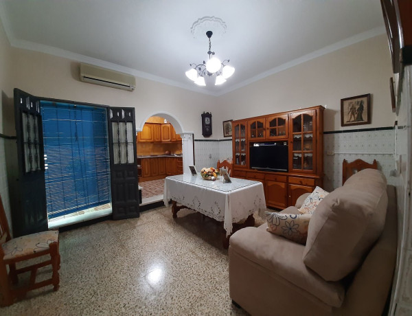 Chalet adosado en venta en Urb. Ibarburu, Centro - Doña Mercedes