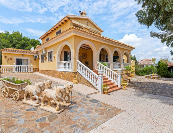 Casa o chalet independiente en venta en Jacarilla