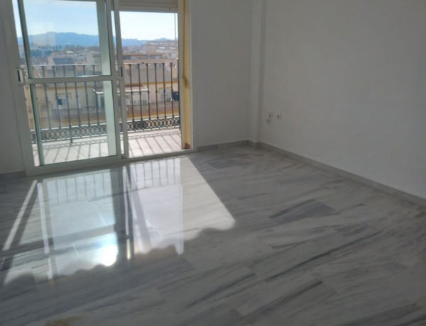 Piso en venta en calle Felipe II s/n