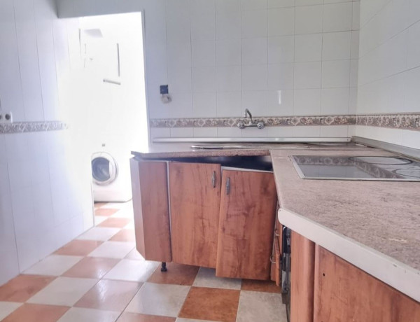 Piso en venta en Urb. Barriada El Rocío, Centro - Doña Mercedes