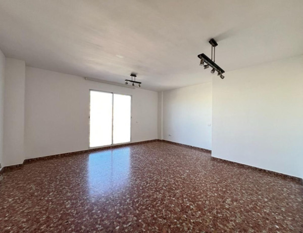 Piso en venta en Núcleo Urbano