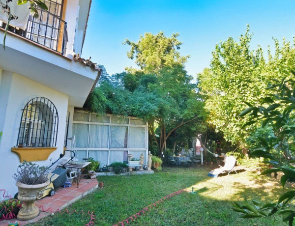 Casa o chalet independiente en venta en calle Limones Del Lagarejo