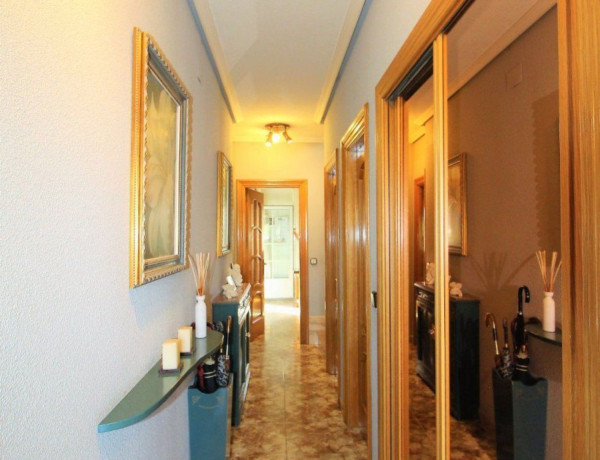 Casa o chalet independiente en venta en calle Viena