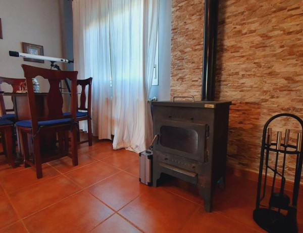 Casa o chalet independiente en venta en calle de la Fuente Valdoma