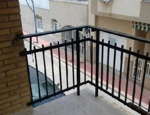 Piso en venta en Santiago de la Ribera