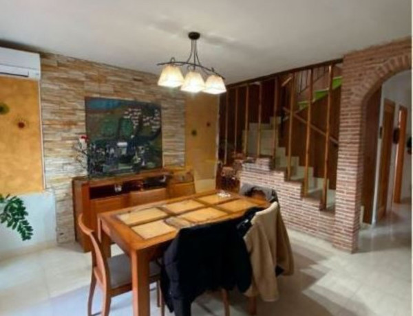 Casa o chalet independiente en venta en calle Berna