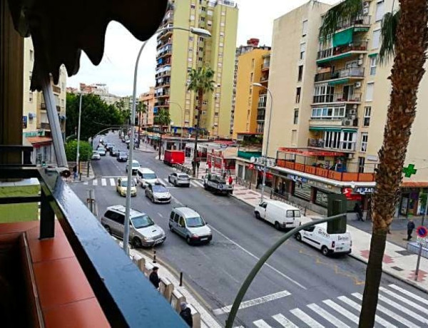 VIVIENDA EN PLENO CENTRO DE TORREMOLINOS MALAGA