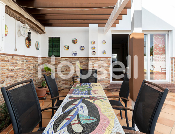 Casa en venta de 147 m² Calle Virgen de los Reyes, 41950 Castilleja de la Cuesta (Sevilla)