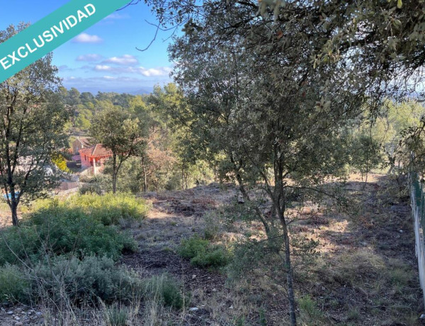 Parcela de 1070 m2 en Castellnou de Bages