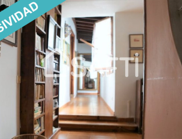 CASA CON HISTORIA DE MARCADO CARÁCTER TOLEDANO EN VENTA.