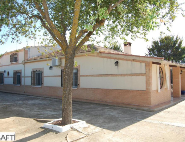 Casa-Chalet en Venta en Miguelturra