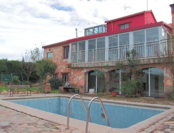 Casa o Chalet independiente en venta en Pedrezuela