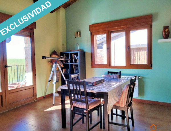 Exclusivo: Chalet pareado con vistas a la Sierra.