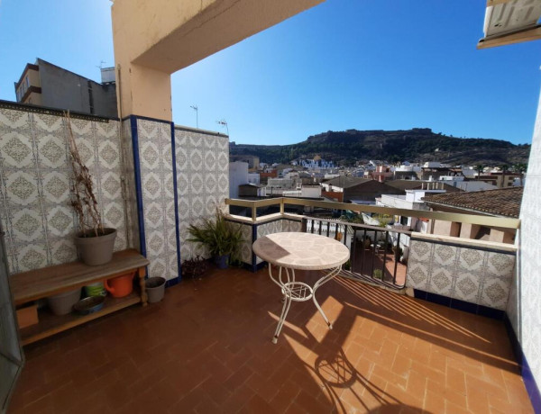 Espectacular piso con terraza en pleno centro de Sagunto.