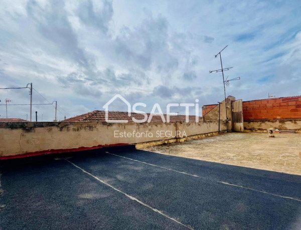 CASA DE 4 DORMITORIOS EN PLANTA BAJA EN ROLDÁN