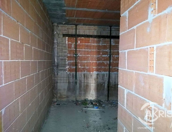 EDIFICIO EN CONSTRUCCIÓN CON 17 VIVIENDAS EN ALAMEDA