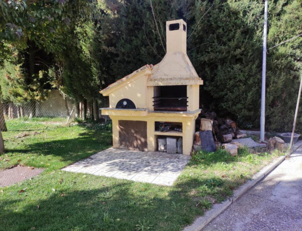 MAGNIFICA VILLA EN LA GUARDIA TOLEDO