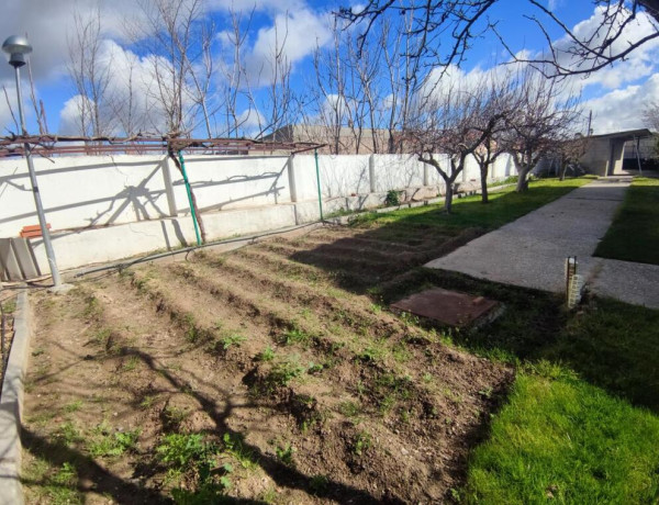 MAGNIFICA VILLA EN LA GUARDIA TOLEDO