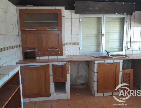 CHALET INDEPENDIENTE EN MENTRIDA PARA REFORMAR