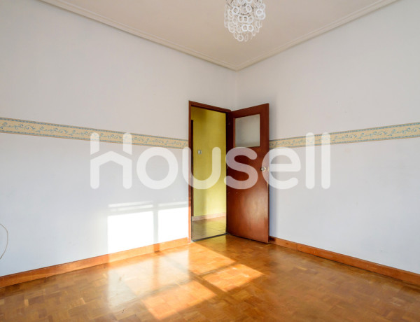 Piso en venta de 85 m² Avenida del Este, Lieres, 33580 Siero (Asturias)