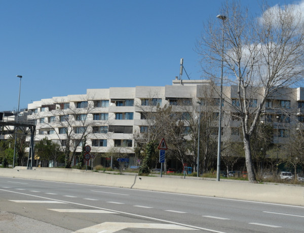 Parking coche en Venta en Castelldefels Barcelona 