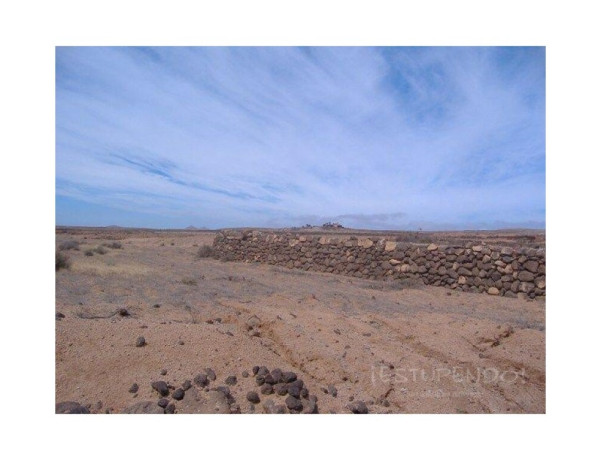 Residential land For sell in Teseguite (Lanzarote) in Las Palmas 