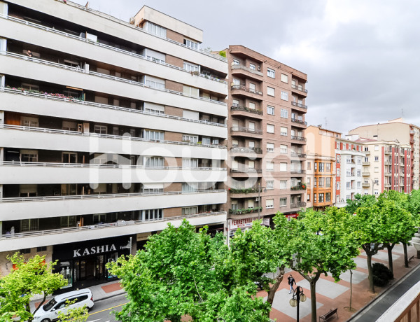 Piso en venta de 107 m² Avenida de la Paz, 26004 Logroño (La Rioja)