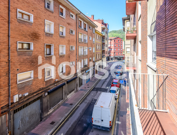 Piso en venta de 96 m² Calle Antonio Machado, 33600 Mieres (Asturias)