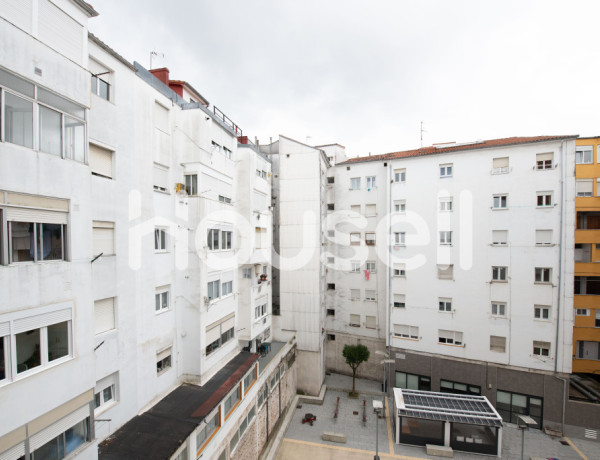 Piso en venta de 90 m² Calle Bonifacio Castillo, 39300 Torrelavega (Cantabria)