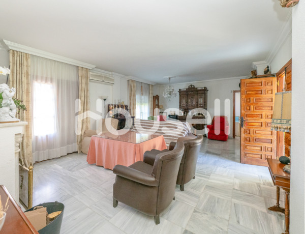 Chalet en venta de 400 m² Calle Camelias, 29018 Málaga