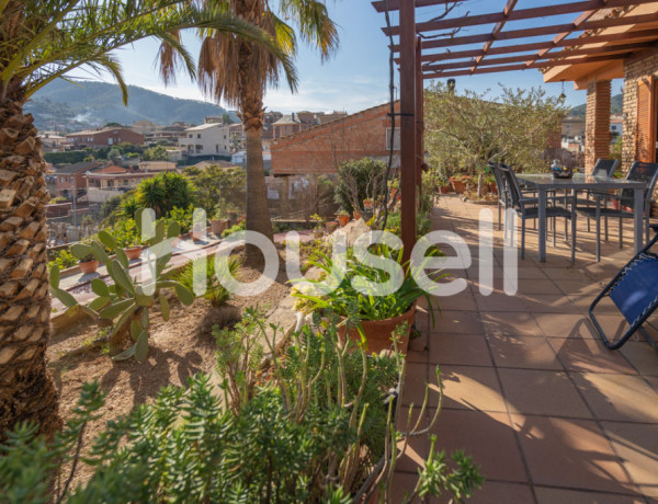 Chalet en venta de 231 m² Calle Montserrat, 08620 Sant Vicenç dels Horts (Barcelona)